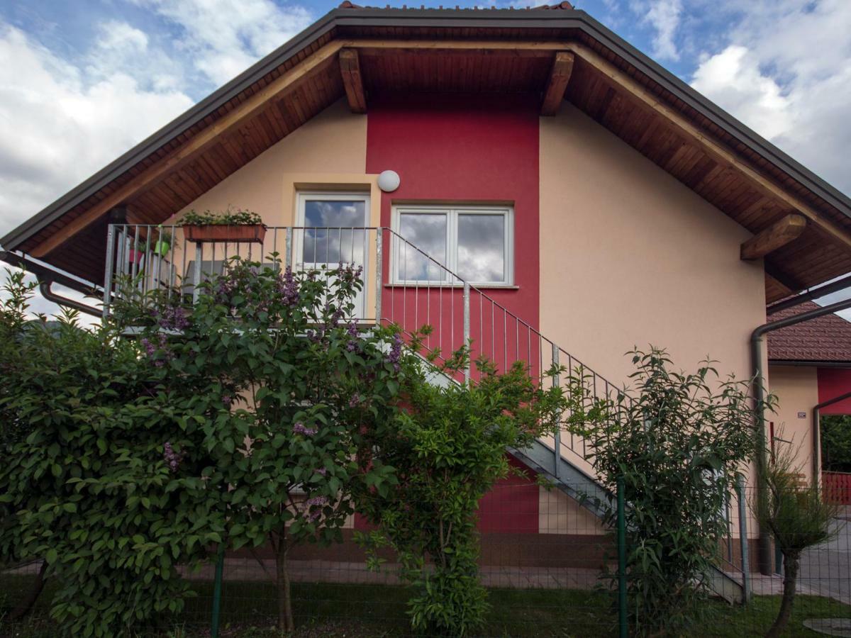 Apartment Marjetka Zirovnica Exterior foto
